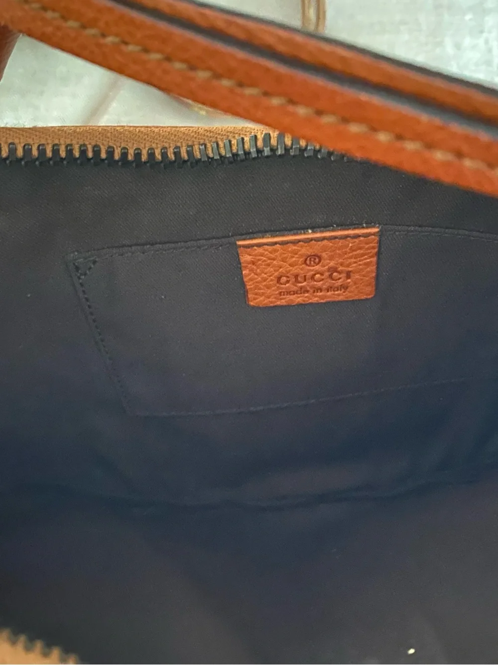 Classic Brown Leather GUCCI Crescent Shoulder Bag (HOBO)